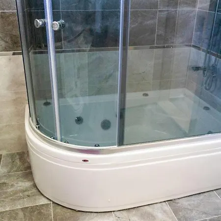 Villa ölüdeniz'de 10 Kişilik Lüks, Havuzlu, Muhafazakar
