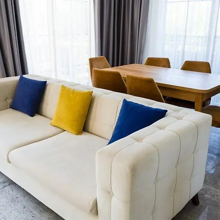 ölüdeniz'de 10 Kişilik Lüks, Havuzlu, Muhafazakar Villa Fethiye